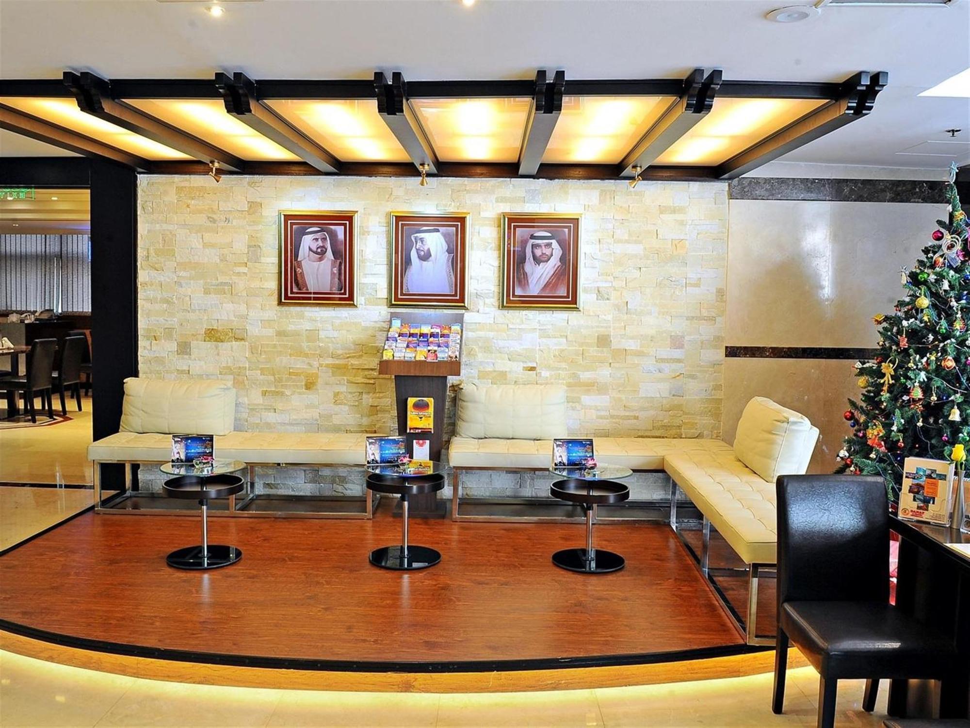 Signature Inn Hotel Deira Дубай Екстериор снимка