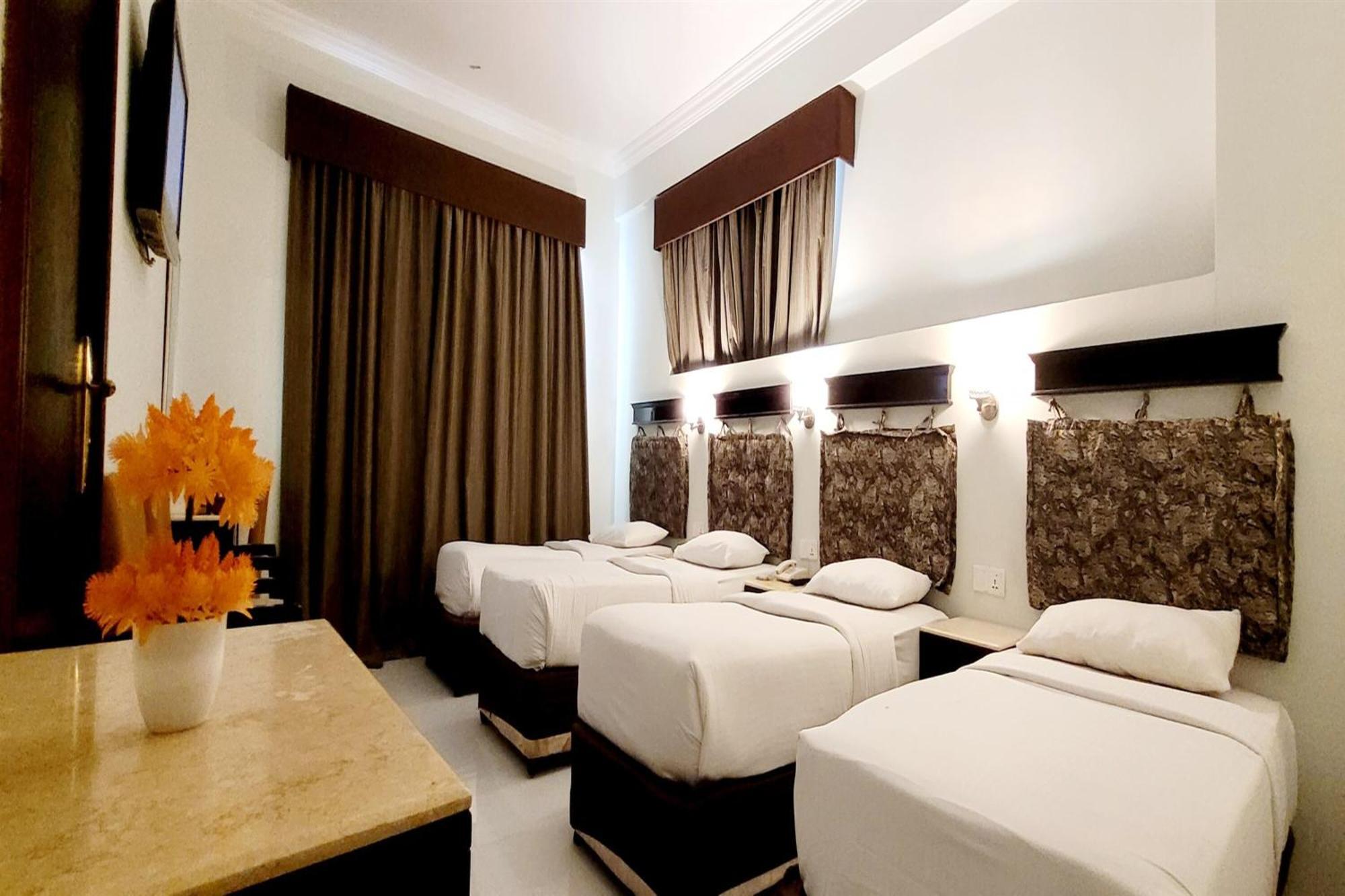 Signature Inn Hotel Deira Дубай Стая снимка