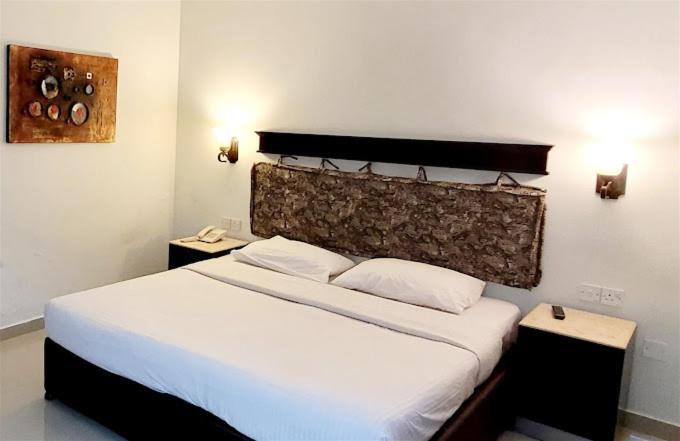 Signature Inn Hotel Deira Дубай Екстериор снимка